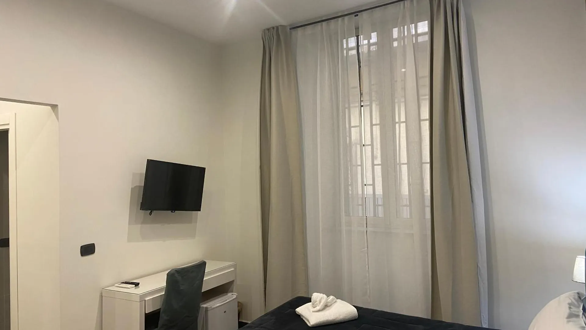 Doria Suites Napoli Nocleg ze śniadaniem